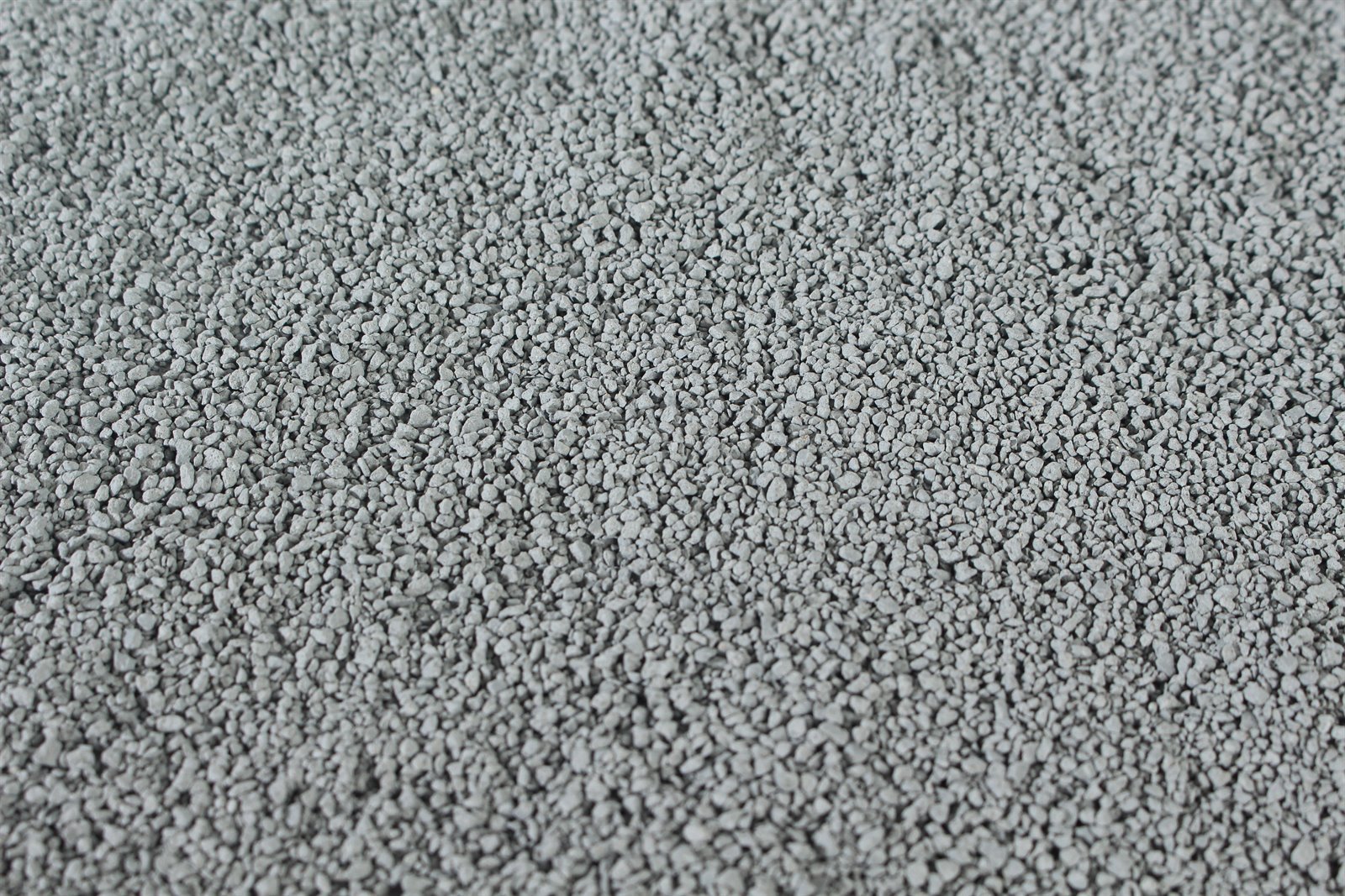 granul pasir kucing bentonite Blue Diamond No. 1 0.5-2 mm